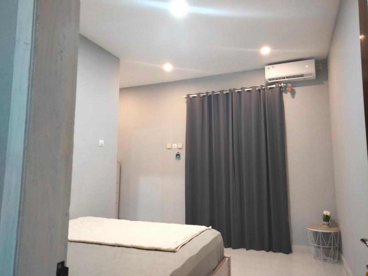 Sukha Homestay Kuta  Exterior photo