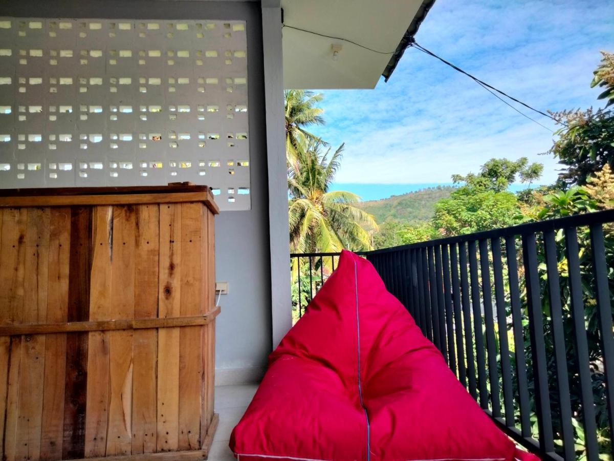 Sukha Homestay Kuta  Exterior photo