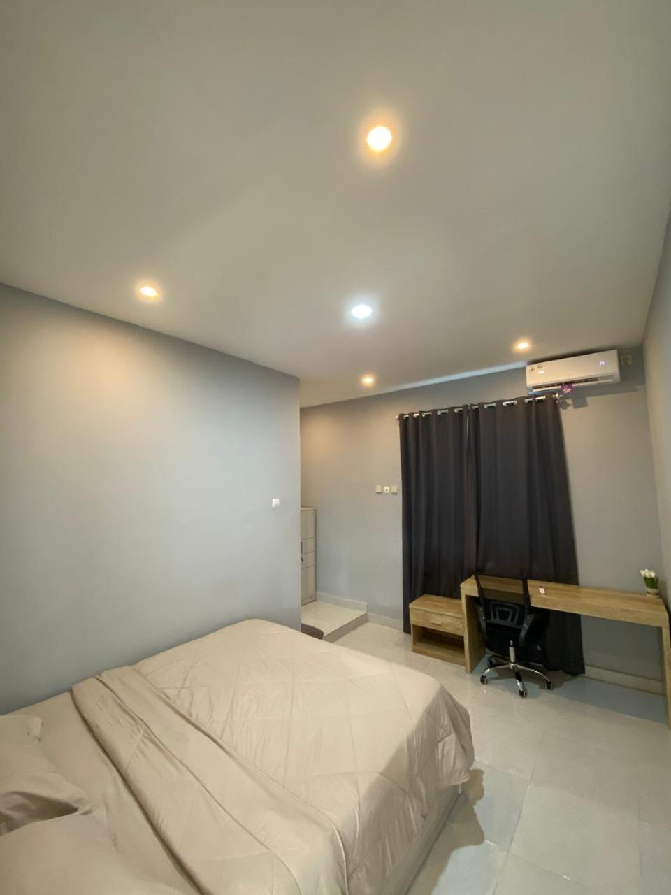 Sukha Homestay Kuta  Exterior photo